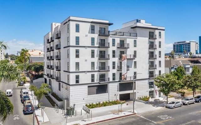 400 S. Catalina