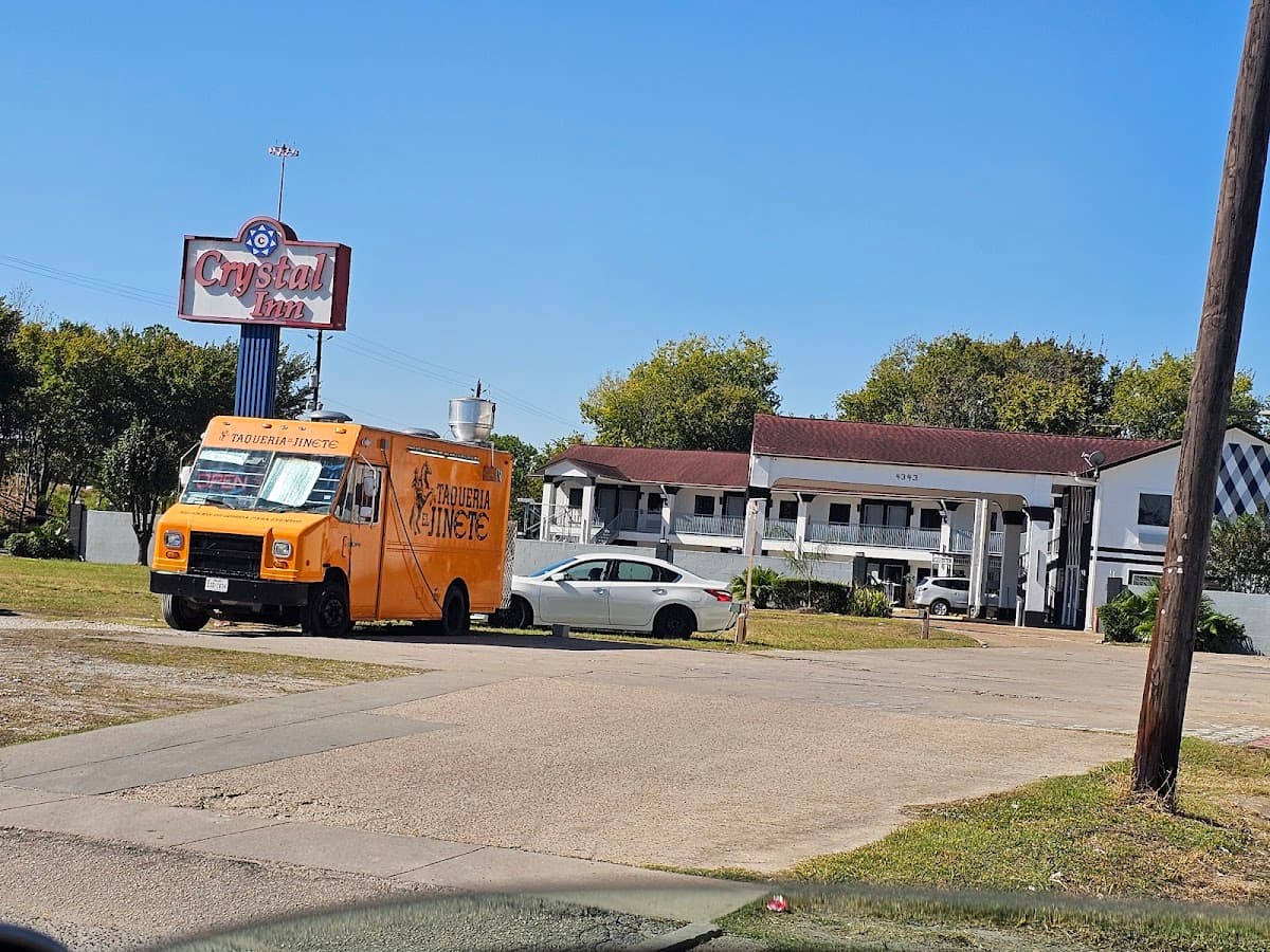 Crystal Inn & Suites