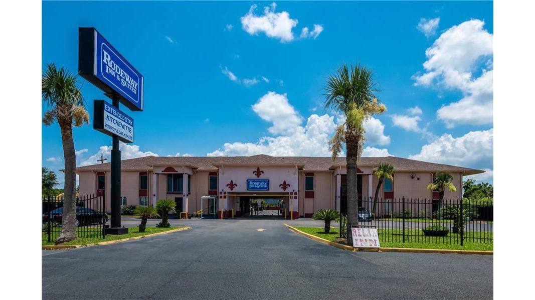 Rodeway Inn & Suites New Orleans East