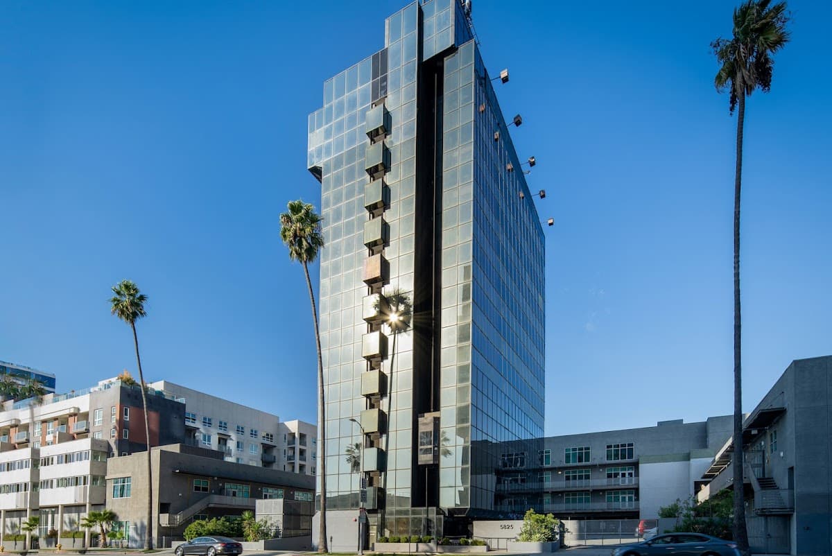 Kasa Sunset Los Angeles