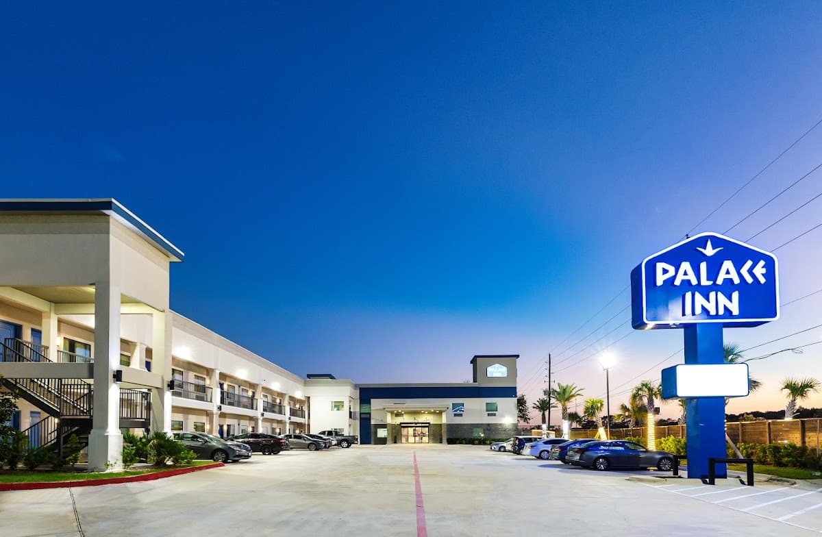 Palace Inn Blue IAH East