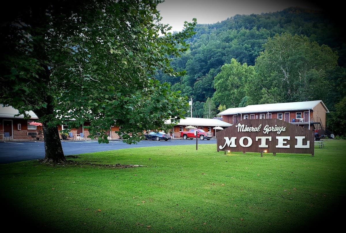 Mineral Springs Motel