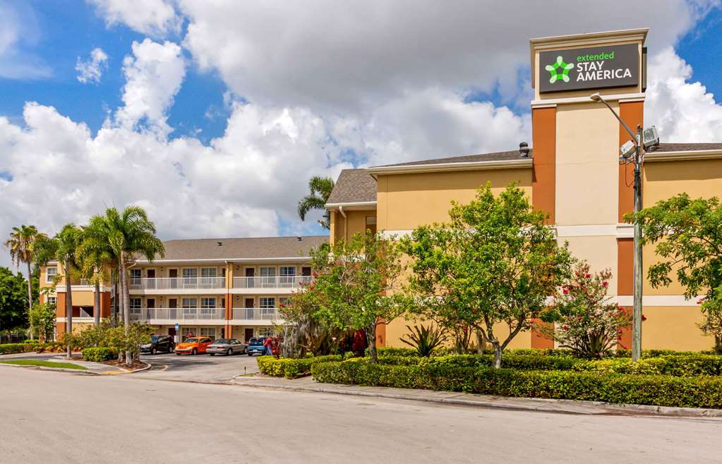 Extended Stay America - Fort Lauderdale - Cypress Creek - N. Andrews Ave.