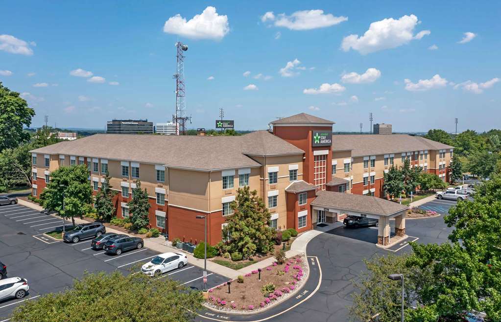 Extended Stay America- Suites- Newark - Woodbridge