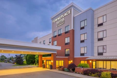 TownePlace Suites by Marriott Buffalo Airport
