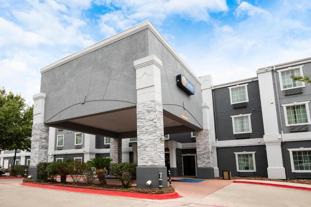 Comfort Inn & Suites Near Medical Center
