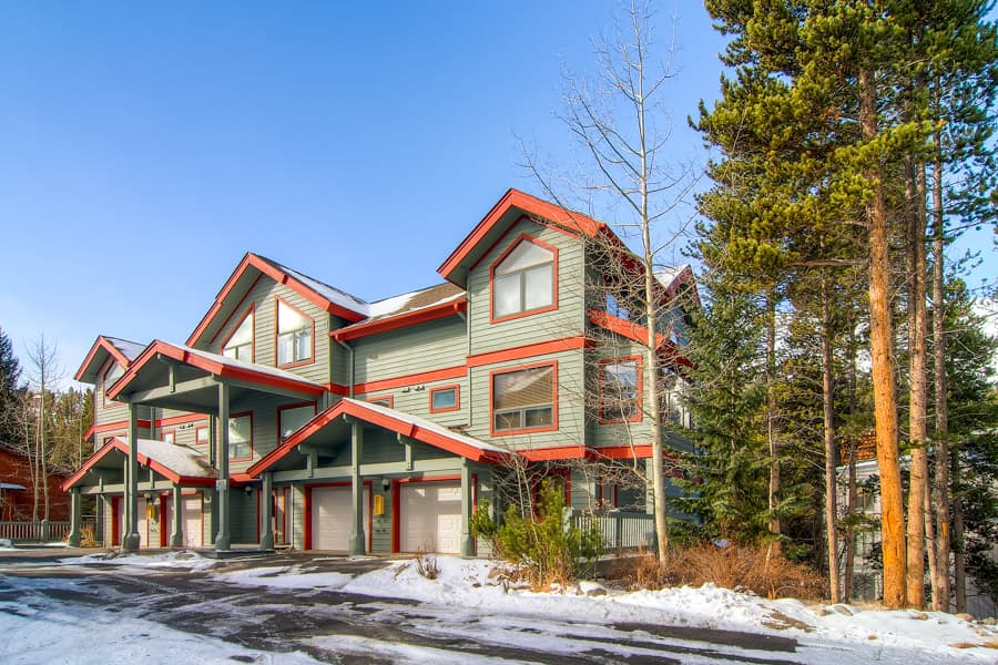 Pine Creek L by Pinnacle Lodging