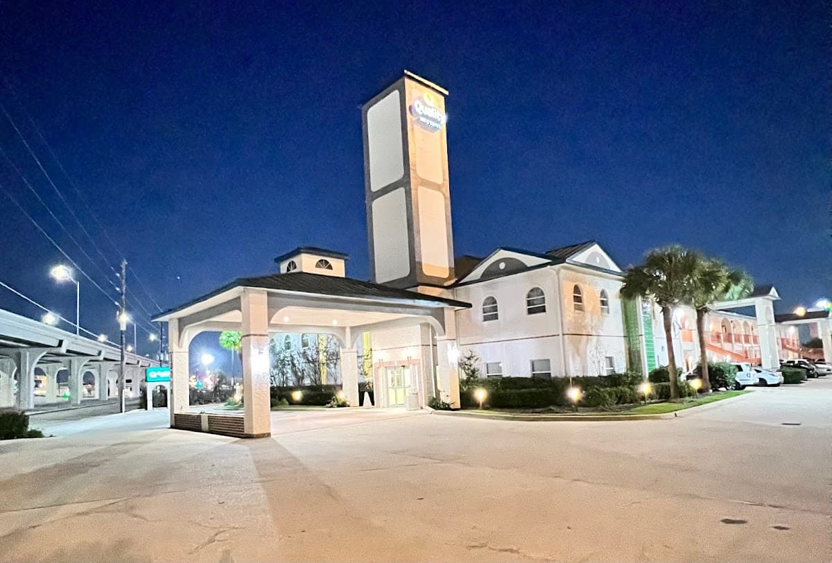 Quality Inn & Suites Houston NW Cypress