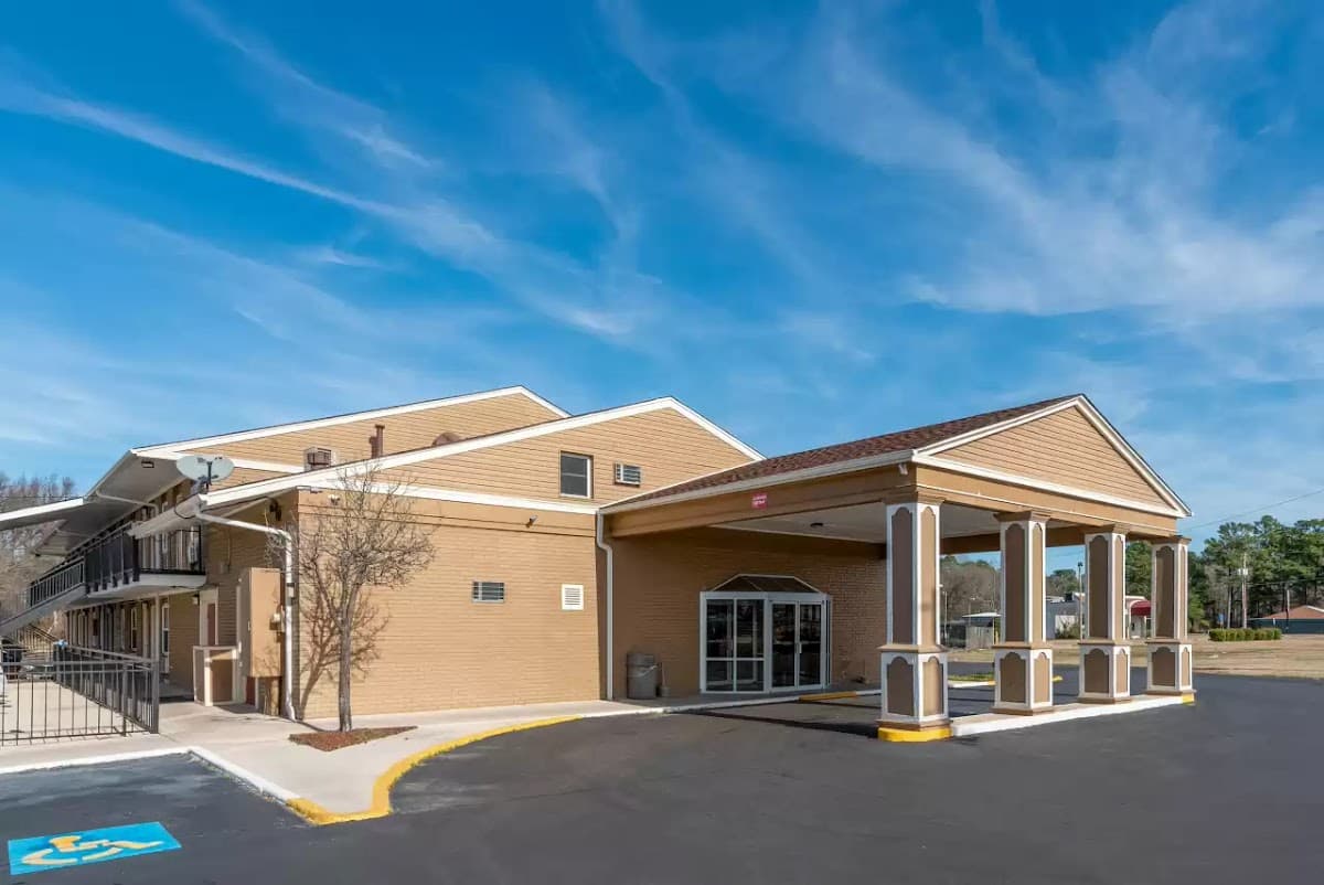 Econo Lodge Pine Bluff