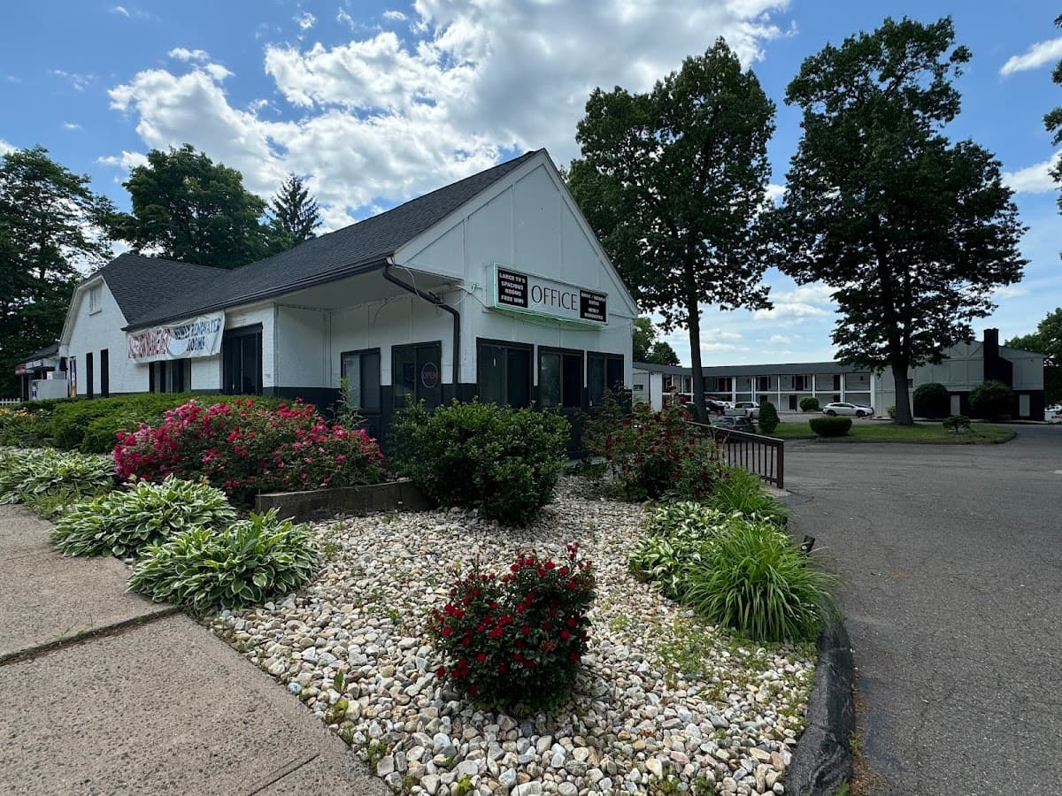 Fairway inn & Suites