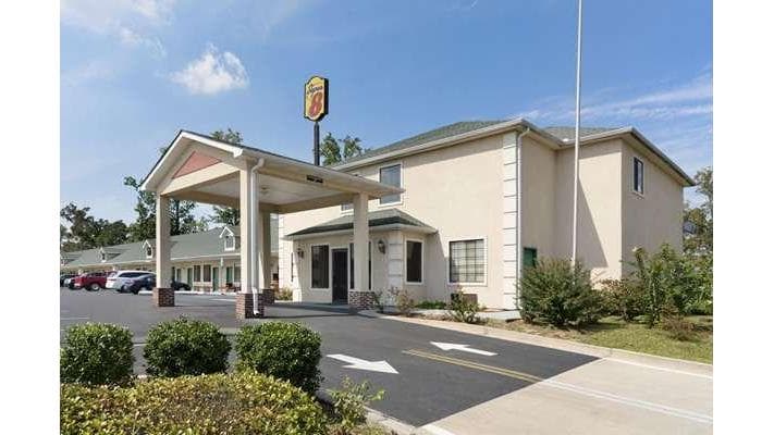 Super 8 by Wyndham Chatsworth/Dalton
