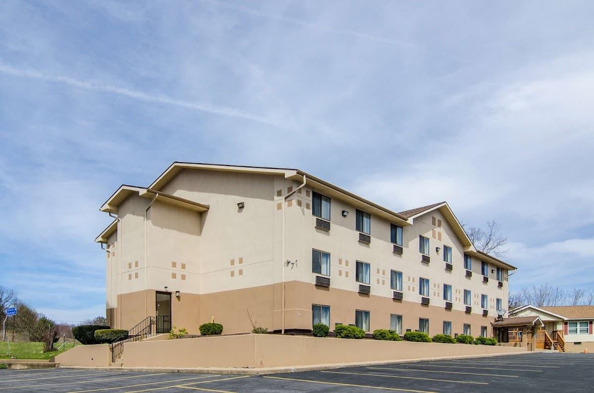 Motel 6 Montoursville, PA - Williamsport