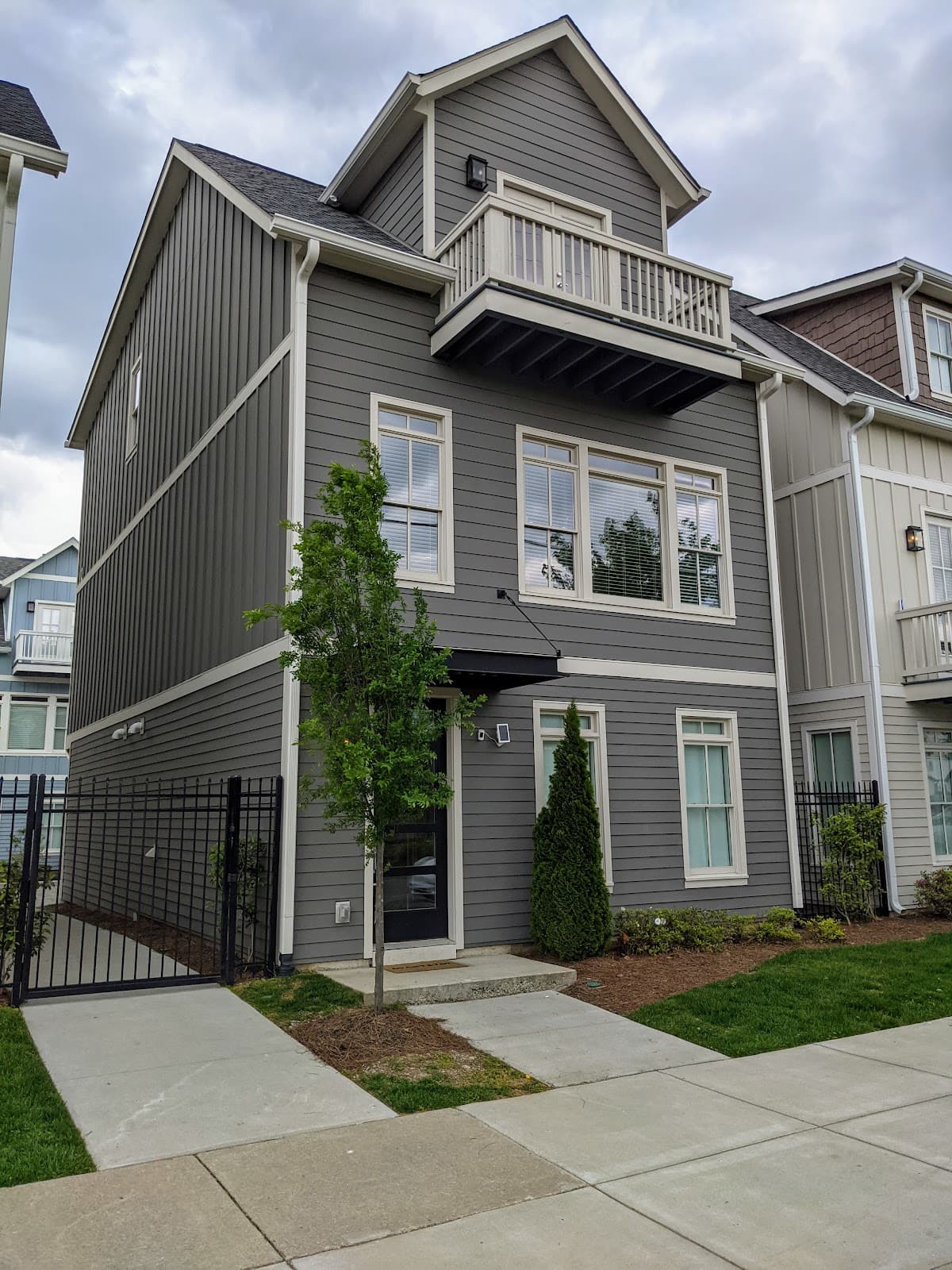 Monroe Unit 2 - Colorful 4BR Condo in Heart of Nashville