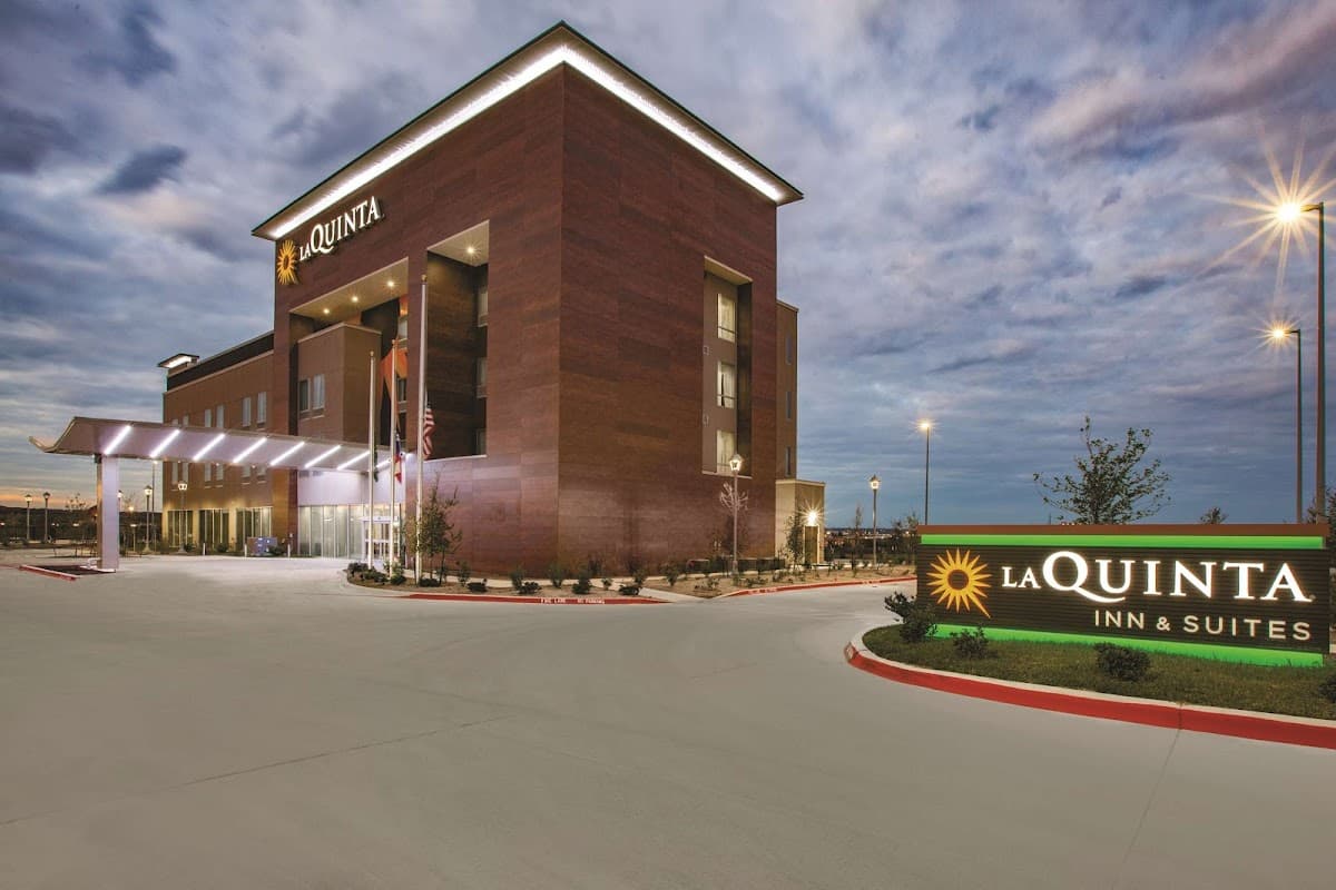 La Quinta Inn & Suites by Wyndham San Marcos Outlet Mall