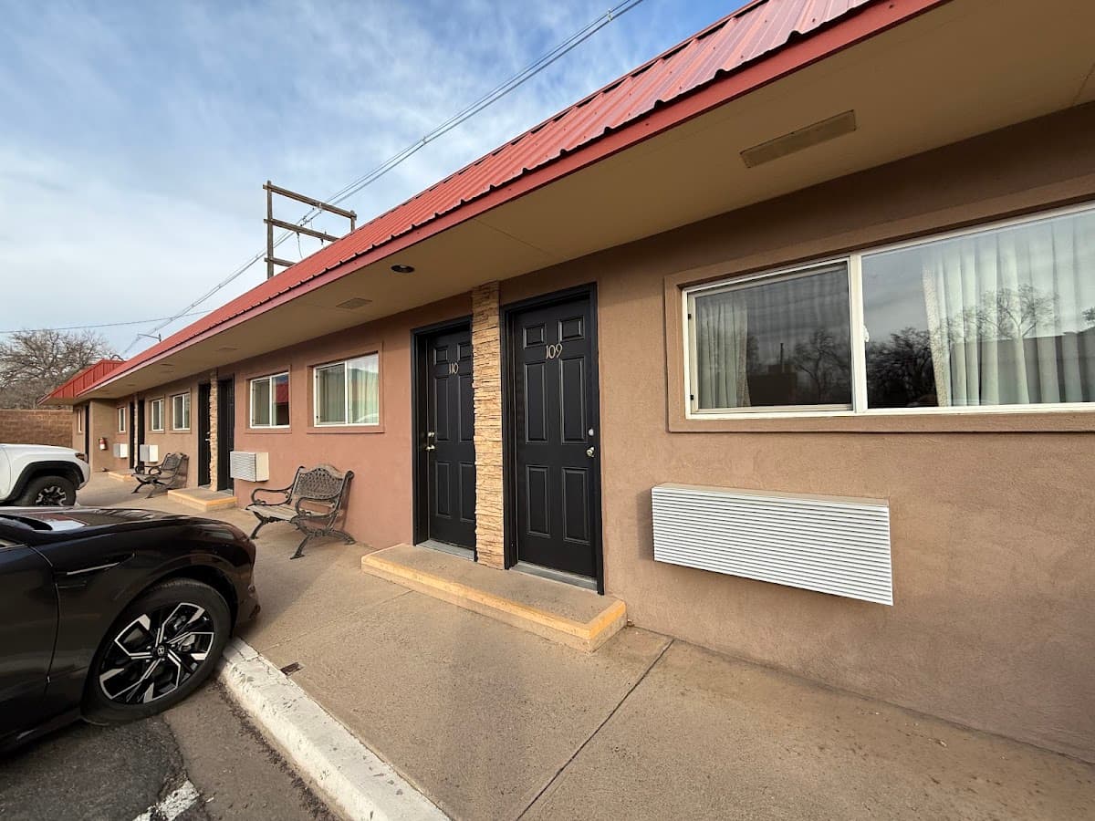 Parkview Inn Motel