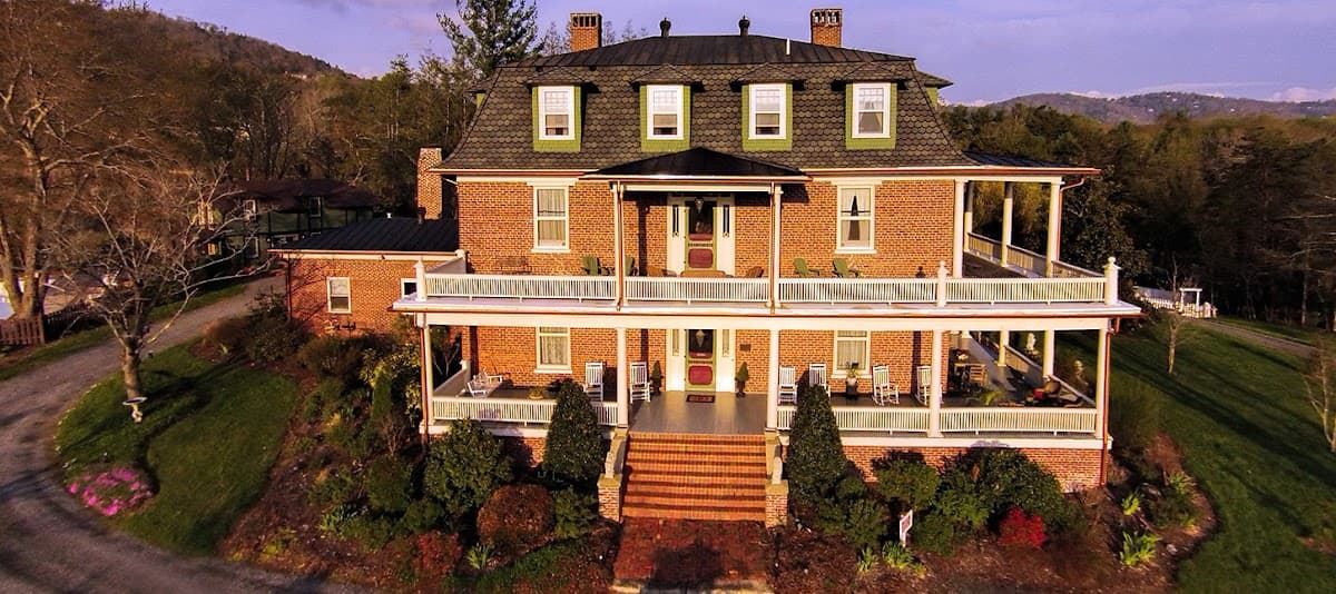 The Reynolds Mansion