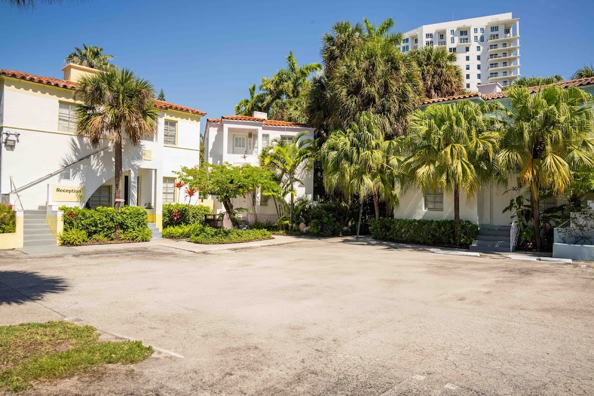 Miami River Inn