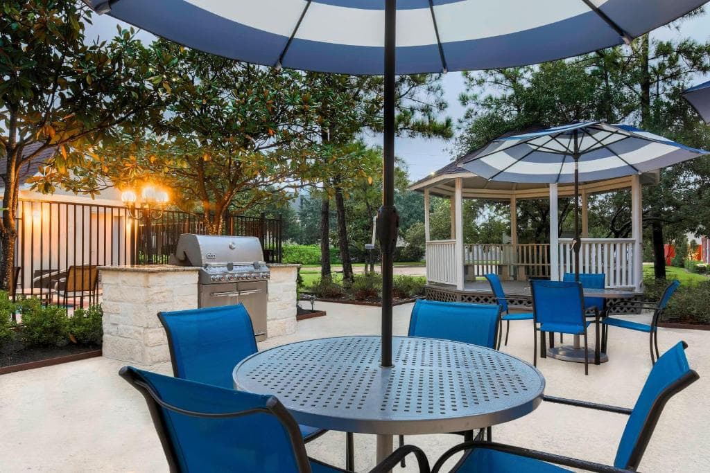 Sonesta Simply Suites Brookhollow