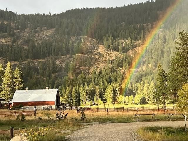 Mazama Ranch House
