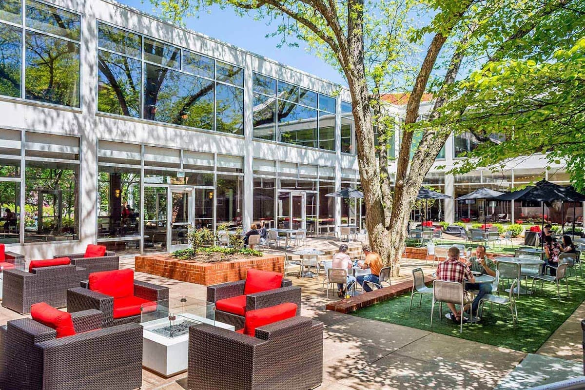 University of Georgia Center for Continuing Education & Hotel