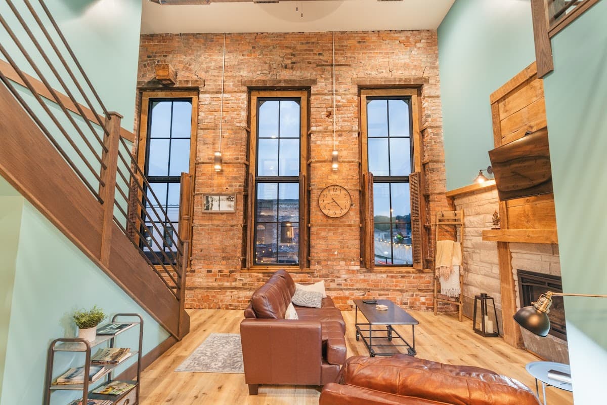 Historic Loft Suite Frances/Starved Rock/Utica