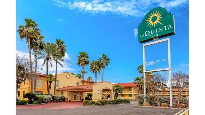 La Quinta Inn by Wyndham Laredo I-35
