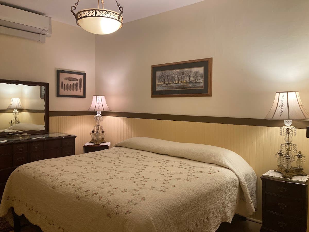 Historic Capitol Hotel Vacation Suites