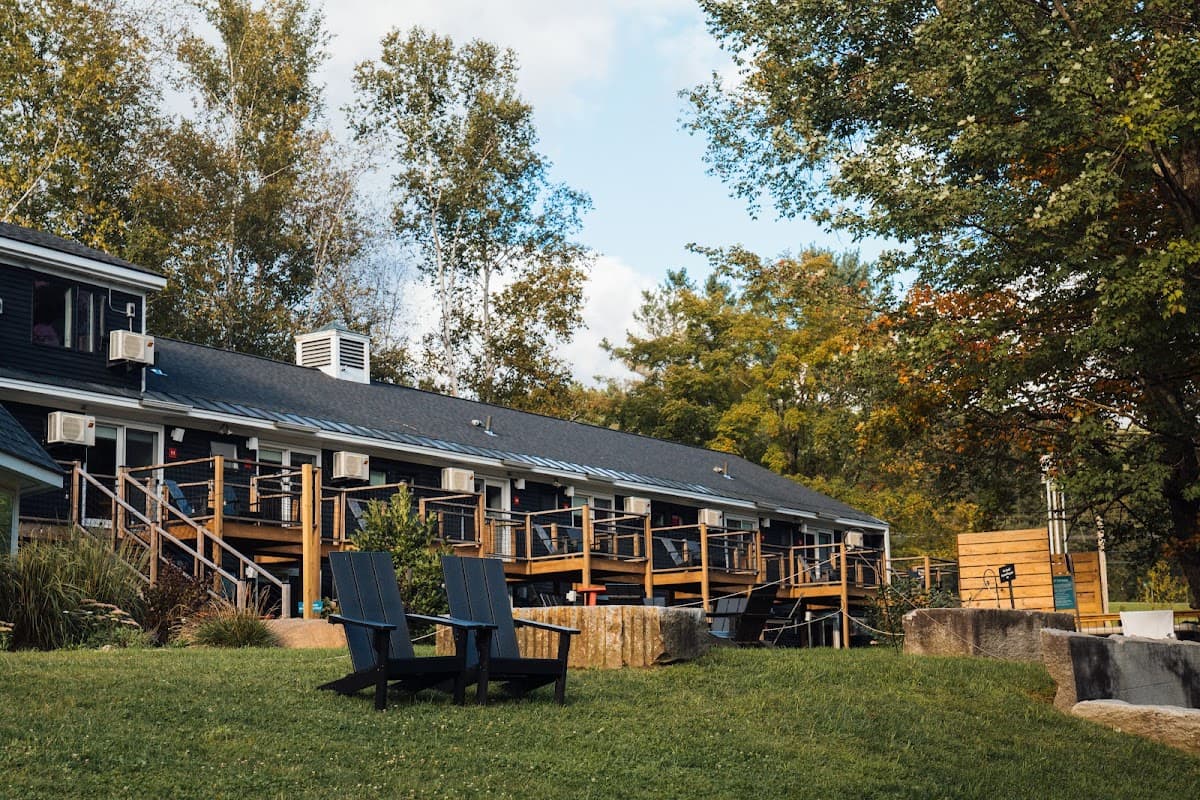 Tälta Lodge, a Bluebird by Lark