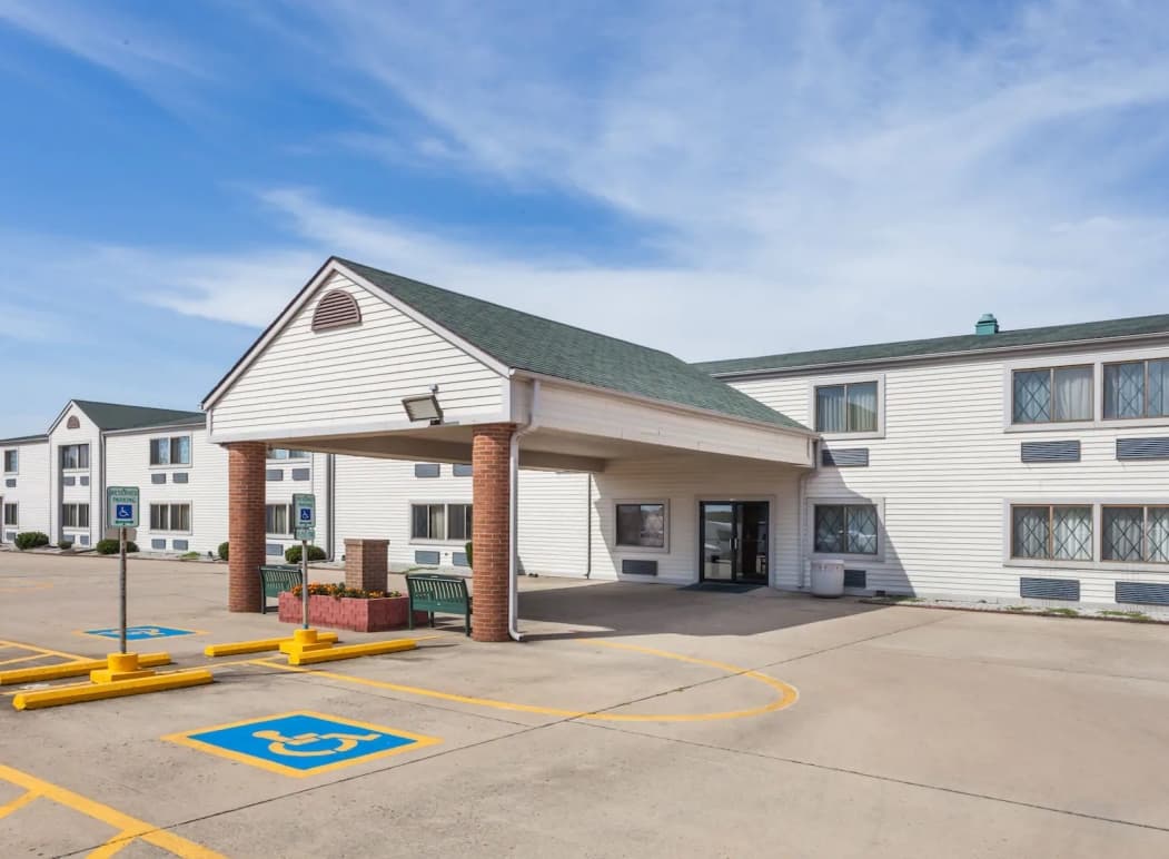 FairBridge Inn Express Decatur Forsyth