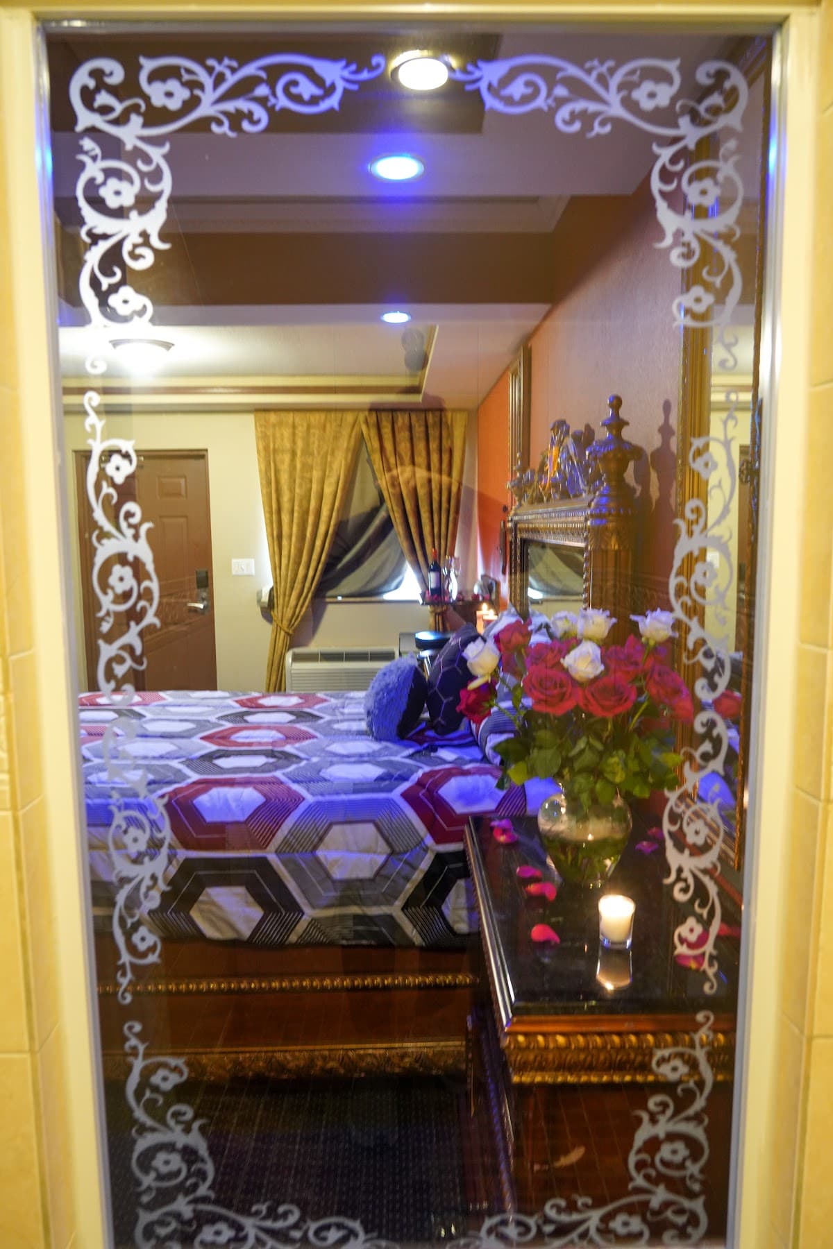 Executive Tropic Garden Hotel