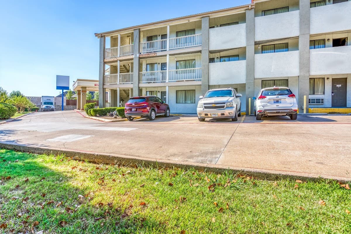 OYO Hotel Irving DFW Airport North