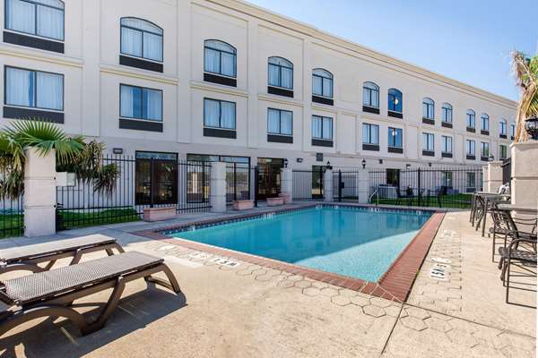 Comfort Inn & Suites SW Houston Sugarland