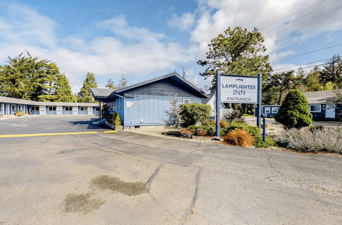 Lamplighter Inn by Vacasa