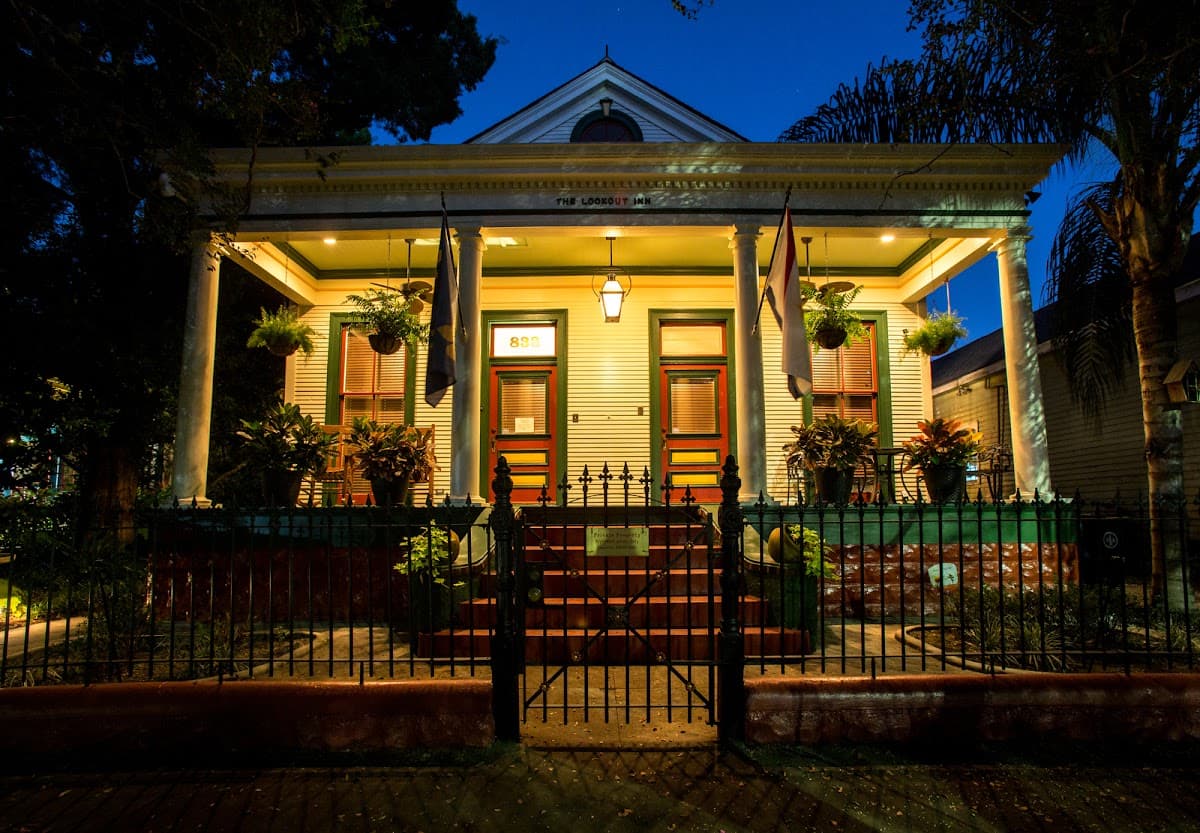 The Lookout Inn of New Orleans