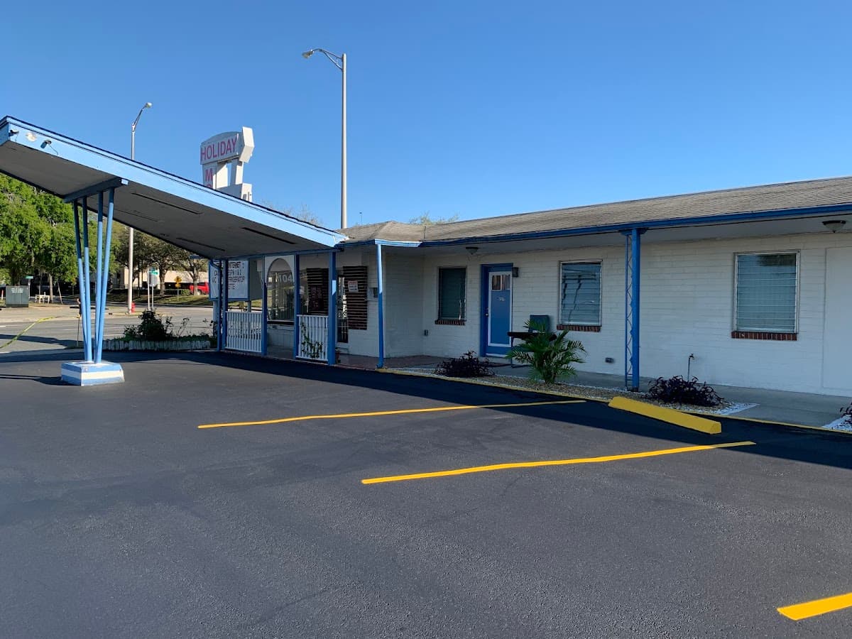 Holiday Motel