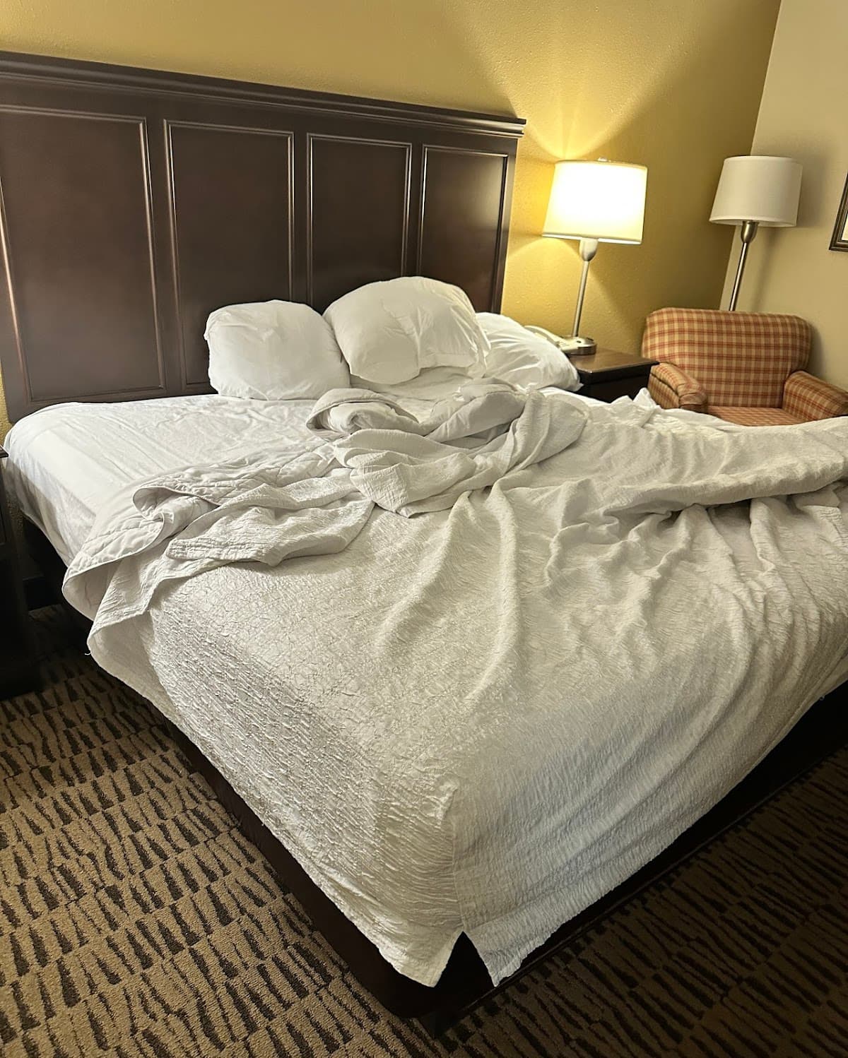 Countryside Inn and Suites