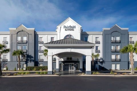 Fairfield by Marriott Inn & Suites Charleston North/Ashley Phosphate