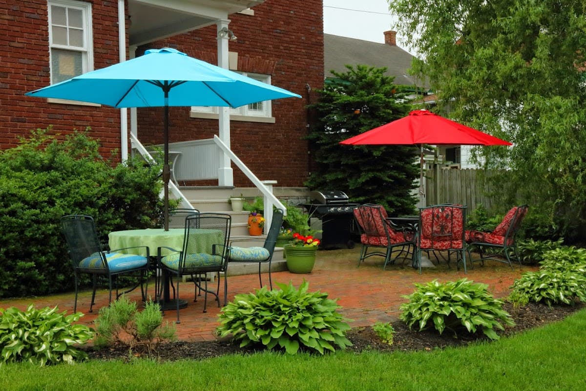 Olde Square Inn