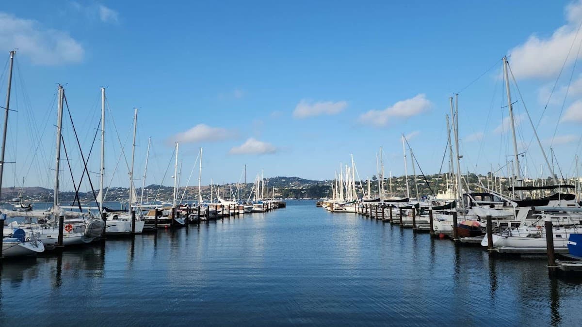 Pelican Yacht Harbor