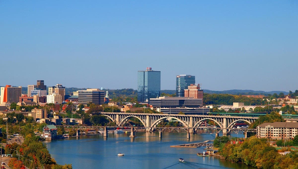 Holiday Inn Express & Suites Alcoa (Knoxville Airport)