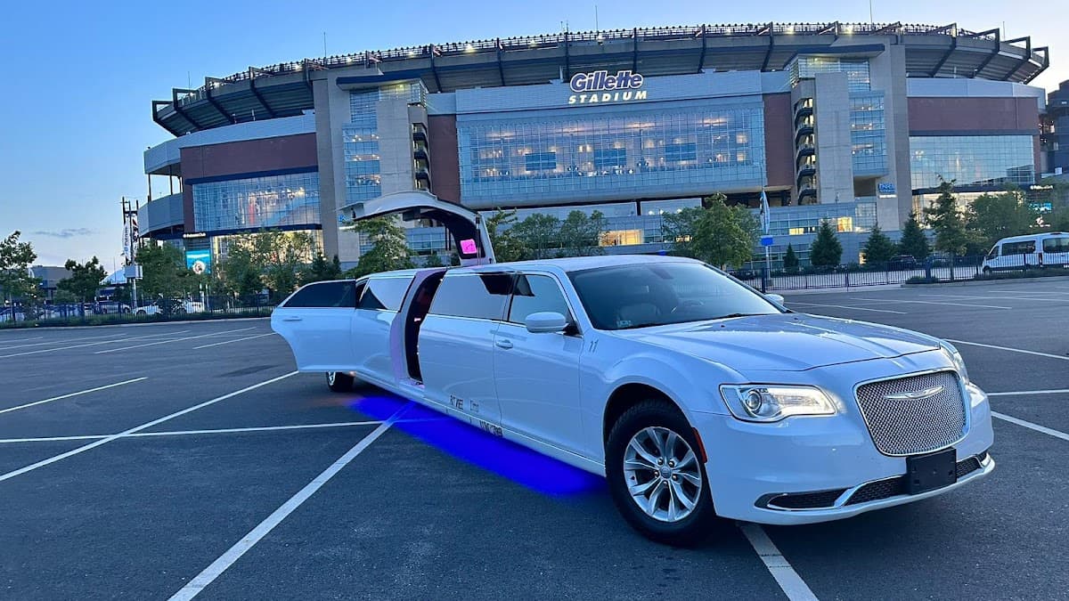 Fast Wheels Limousine