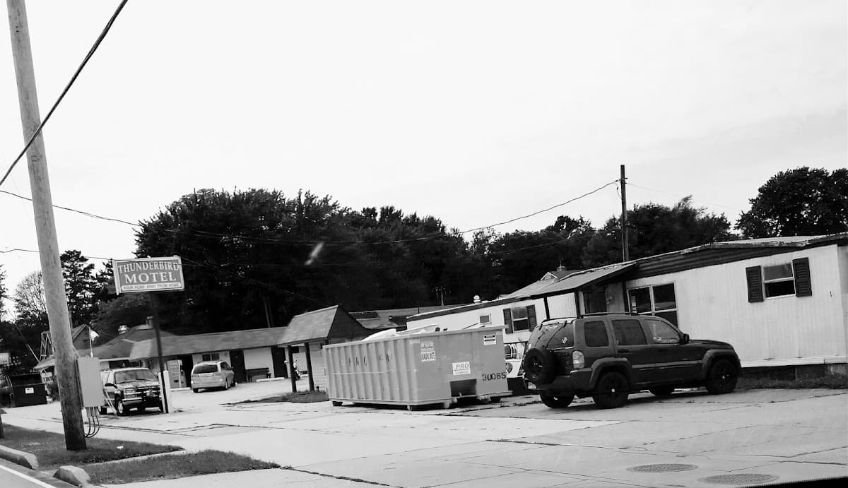 Thunderbird Motel