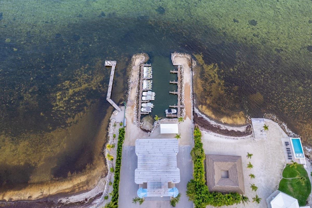 Hadley Resort + Marina
