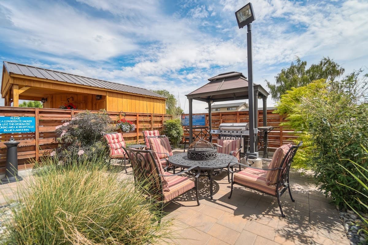 Blue Lakes Inn Extended Stay