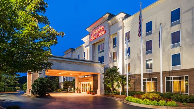 Hampton Inn & Suites Clinton - I-26