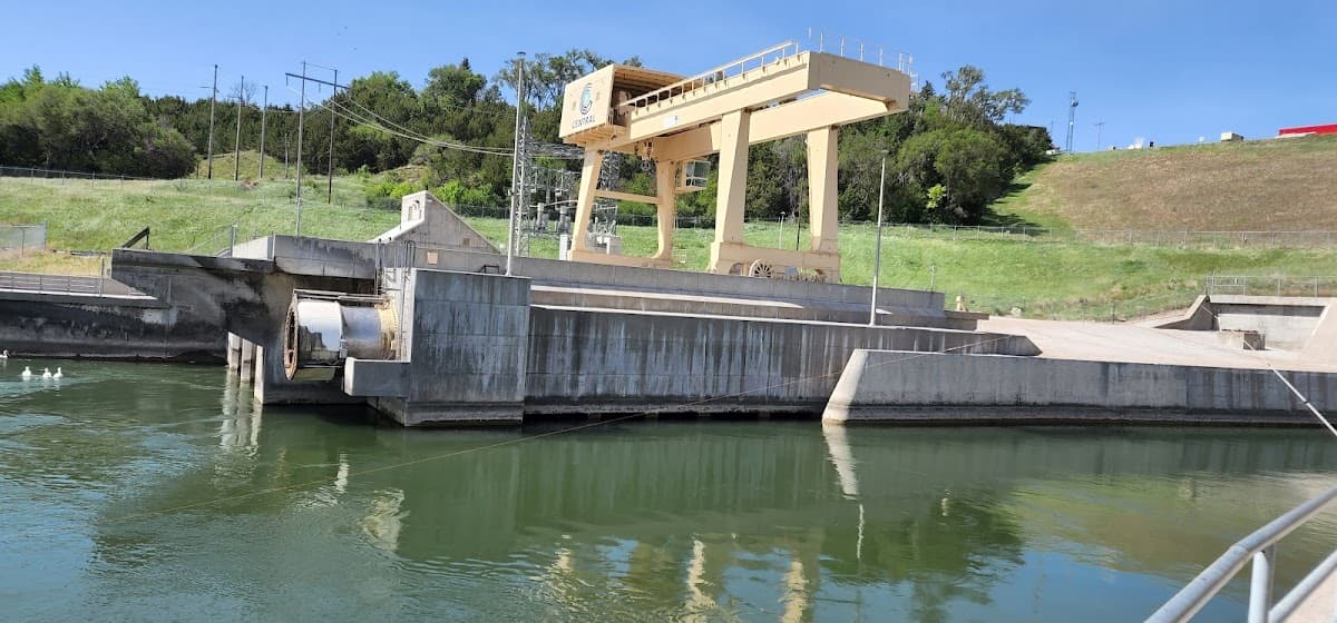 Kingsley Dam Resort