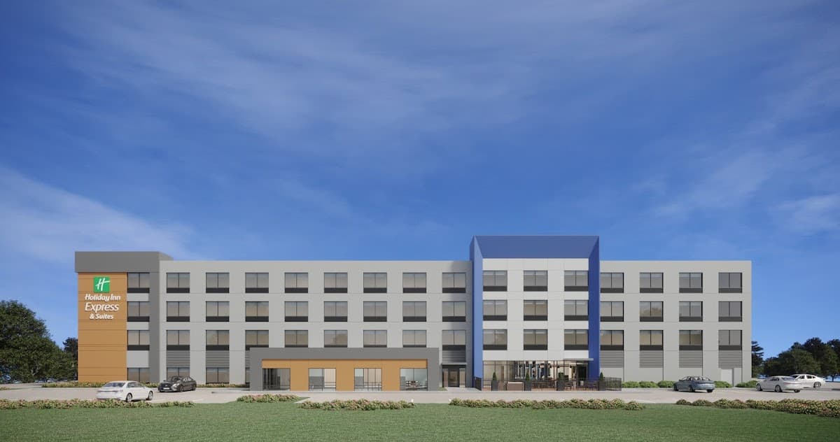 Holiday Inn Express & Suites Muncie Northwest, an IHG Hotel