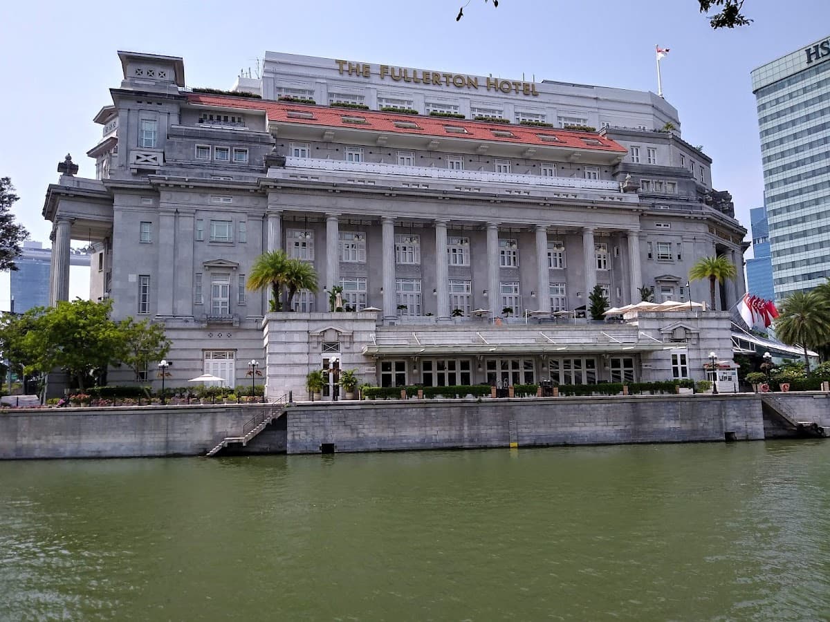 Fullerton Hotel
