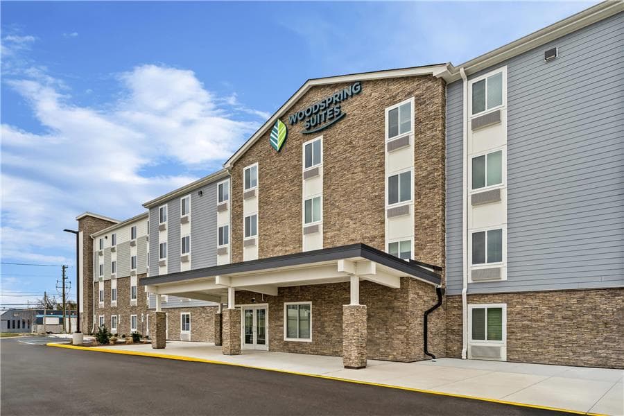 WoodSpring Suites Wilmington Riverfront