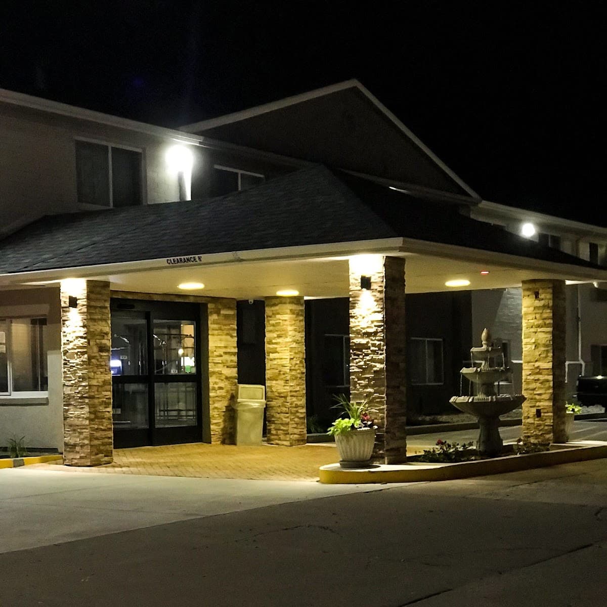 Quality Inn & Suites Lincoln near I-55